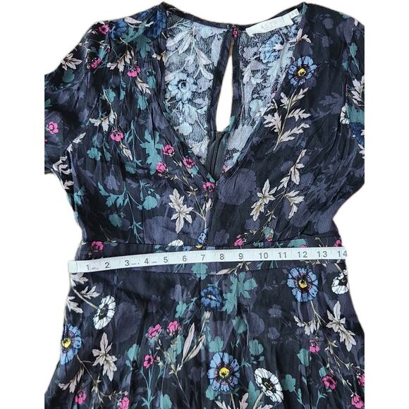 ASTR The Label Black Floral V-Neck Mini Dress Long sleeves Size M Anthropologie - Picture 8 of 9